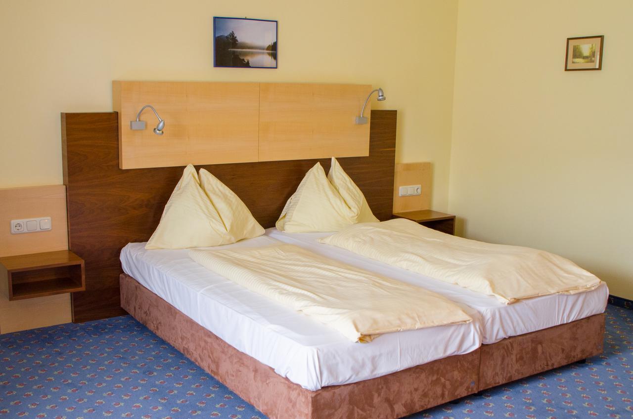 Gasthof - Landhotel Ernst Untermuhl Dış mekan fotoğraf
