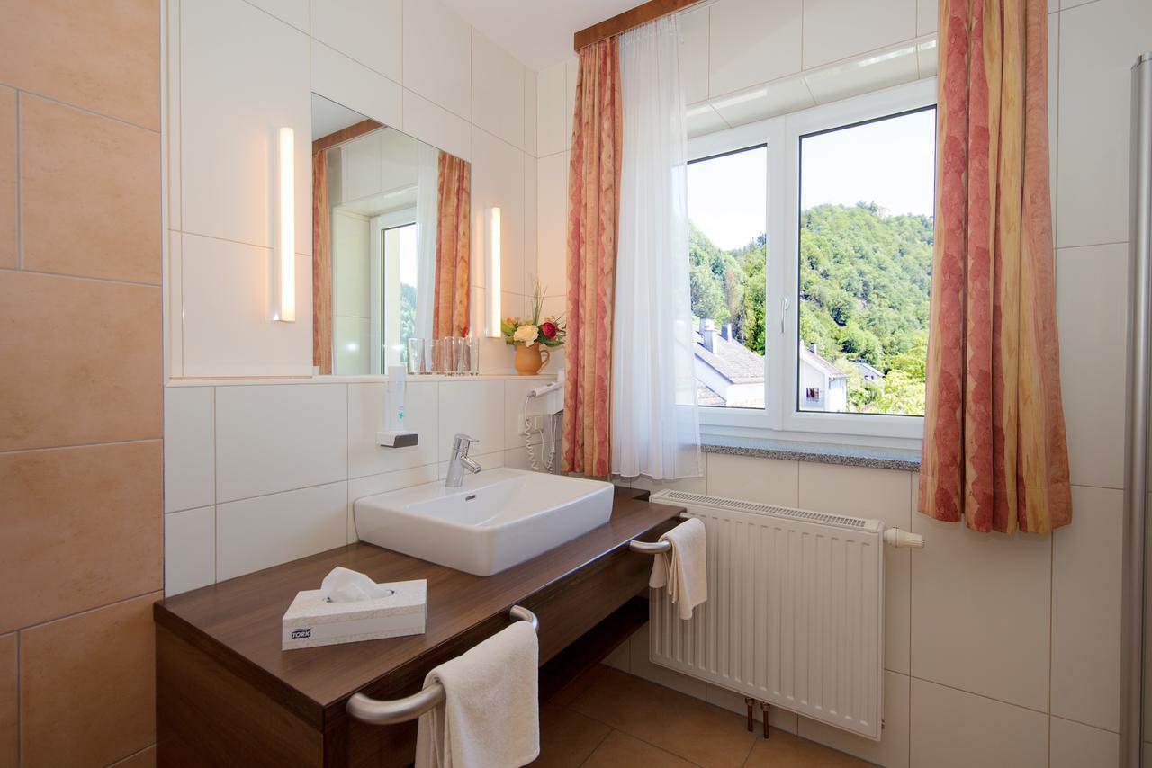 Gasthof - Landhotel Ernst Untermuhl Dış mekan fotoğraf
