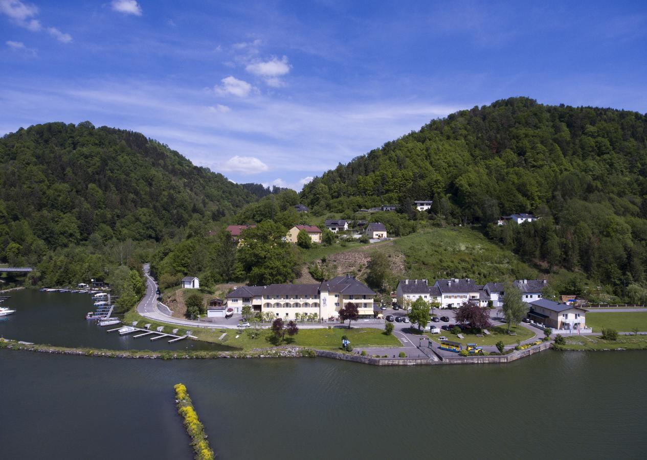 Gasthof - Landhotel Ernst Untermuhl Dış mekan fotoğraf
